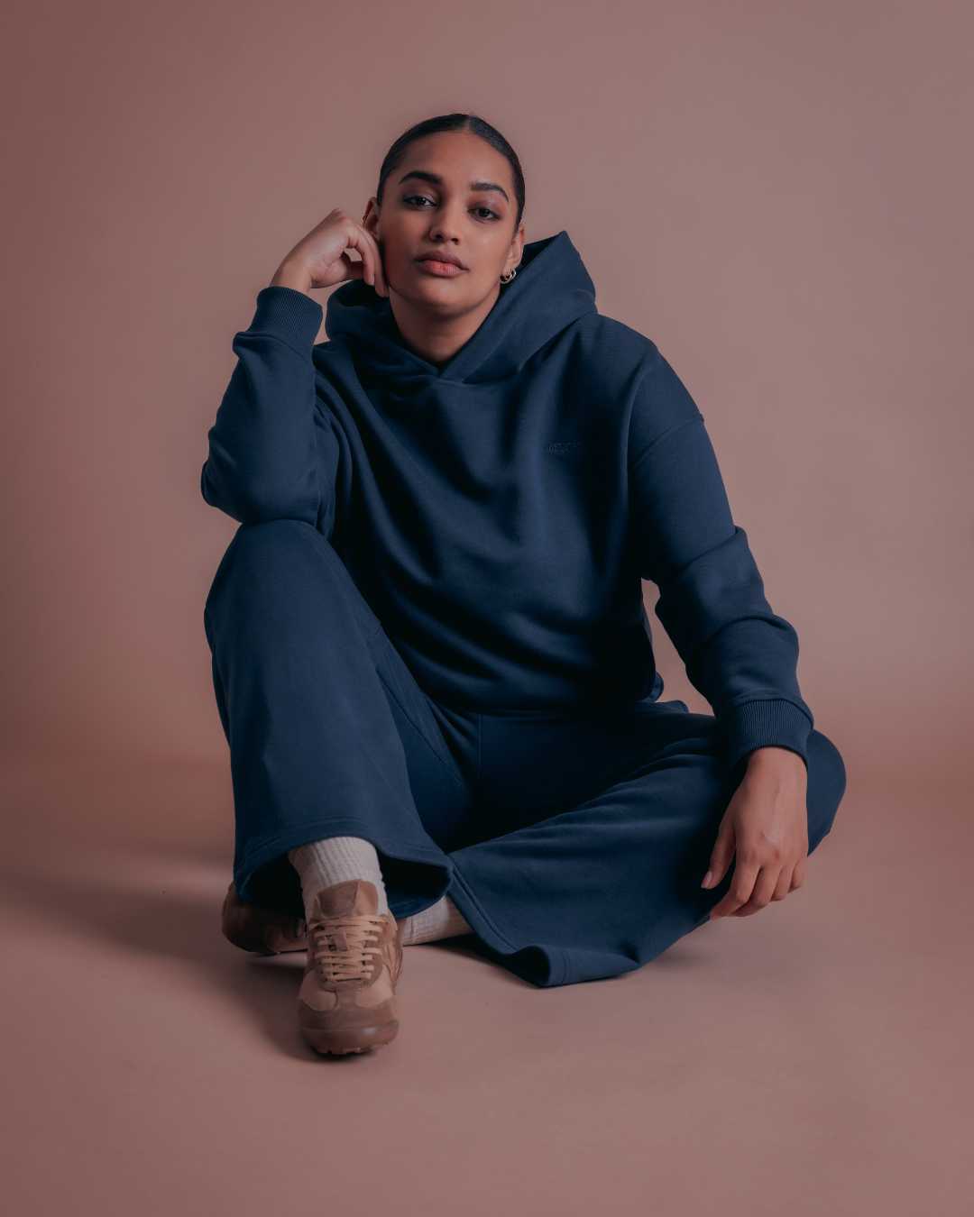 The Classic Hoodie - Navy