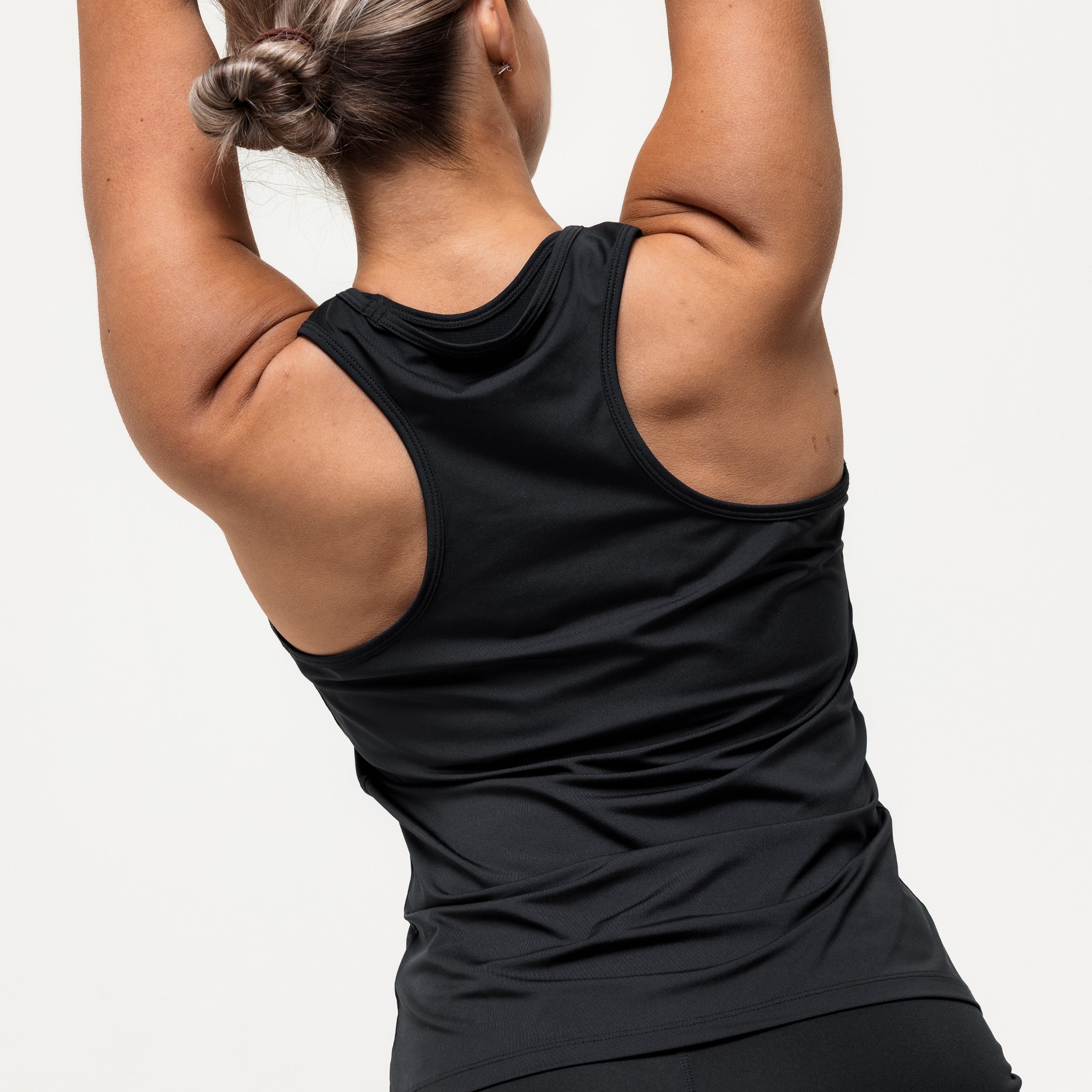 Motion Motivate Progress Vest - Black