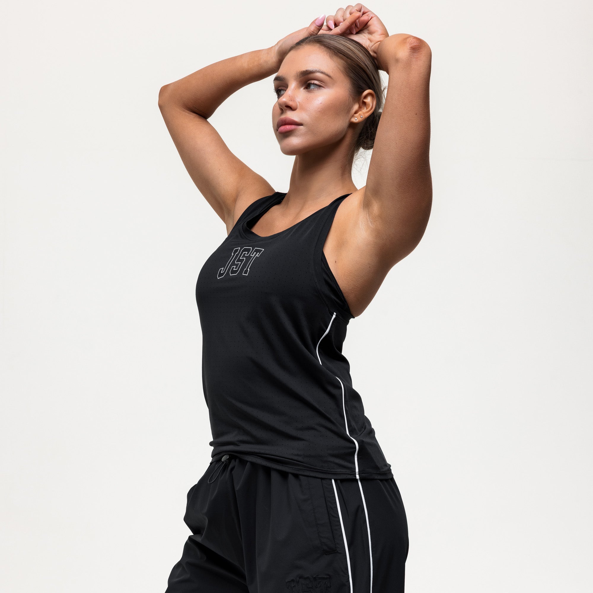 Advantage Vest - Black