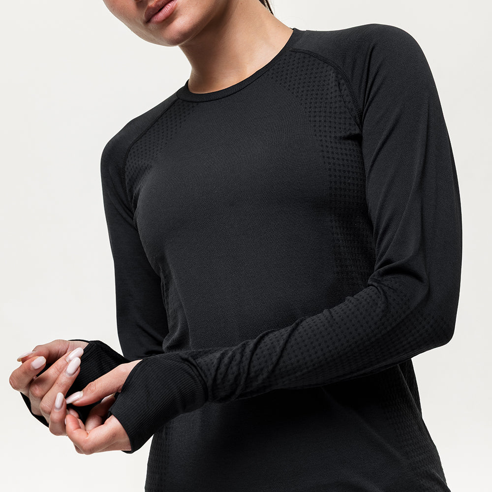 Pacer Seamless Long Sleeve Run Tee - Black