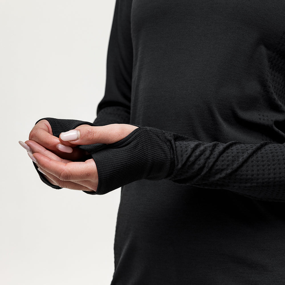 Pacer Seamless Long Sleeve Run Tee - Black