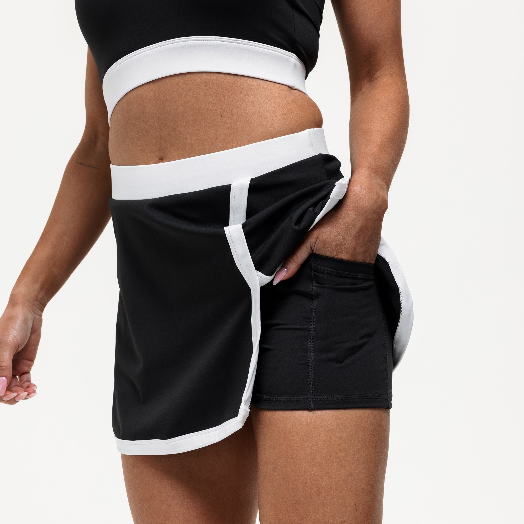 Centre Court 2-in-1 Skirt - Black/White (PRE ORDER)