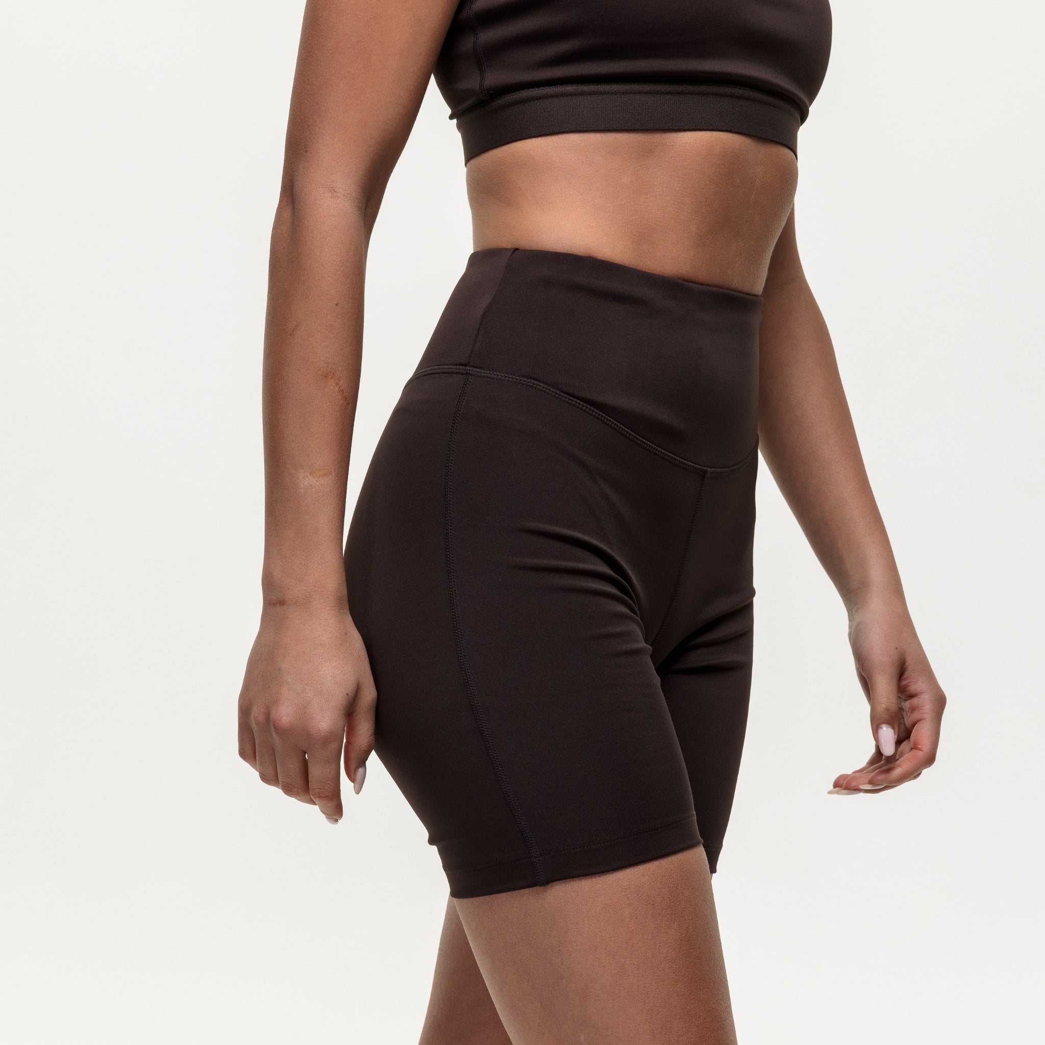 Motion High Rise Biker Shorts - Cocoa