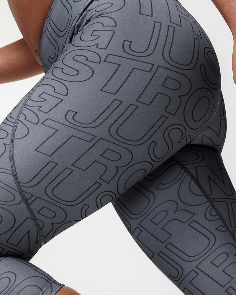 Printed Motion Capri Mid Rise Leggings - Slate/Black