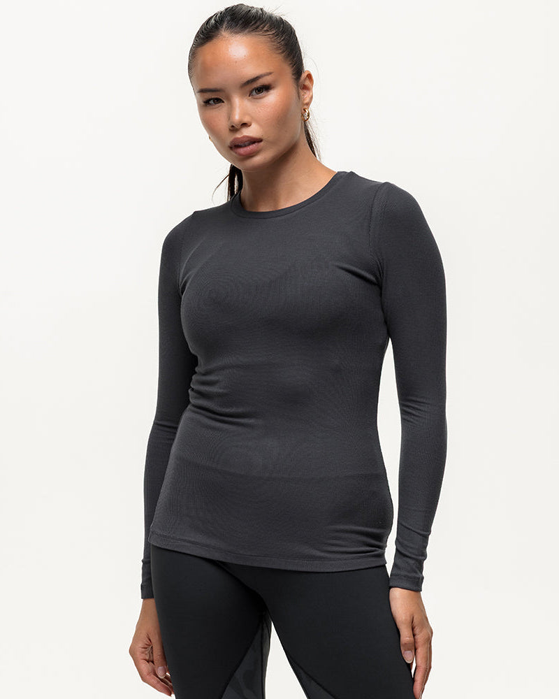 Long Sleeve Workout Tee - Washed Black