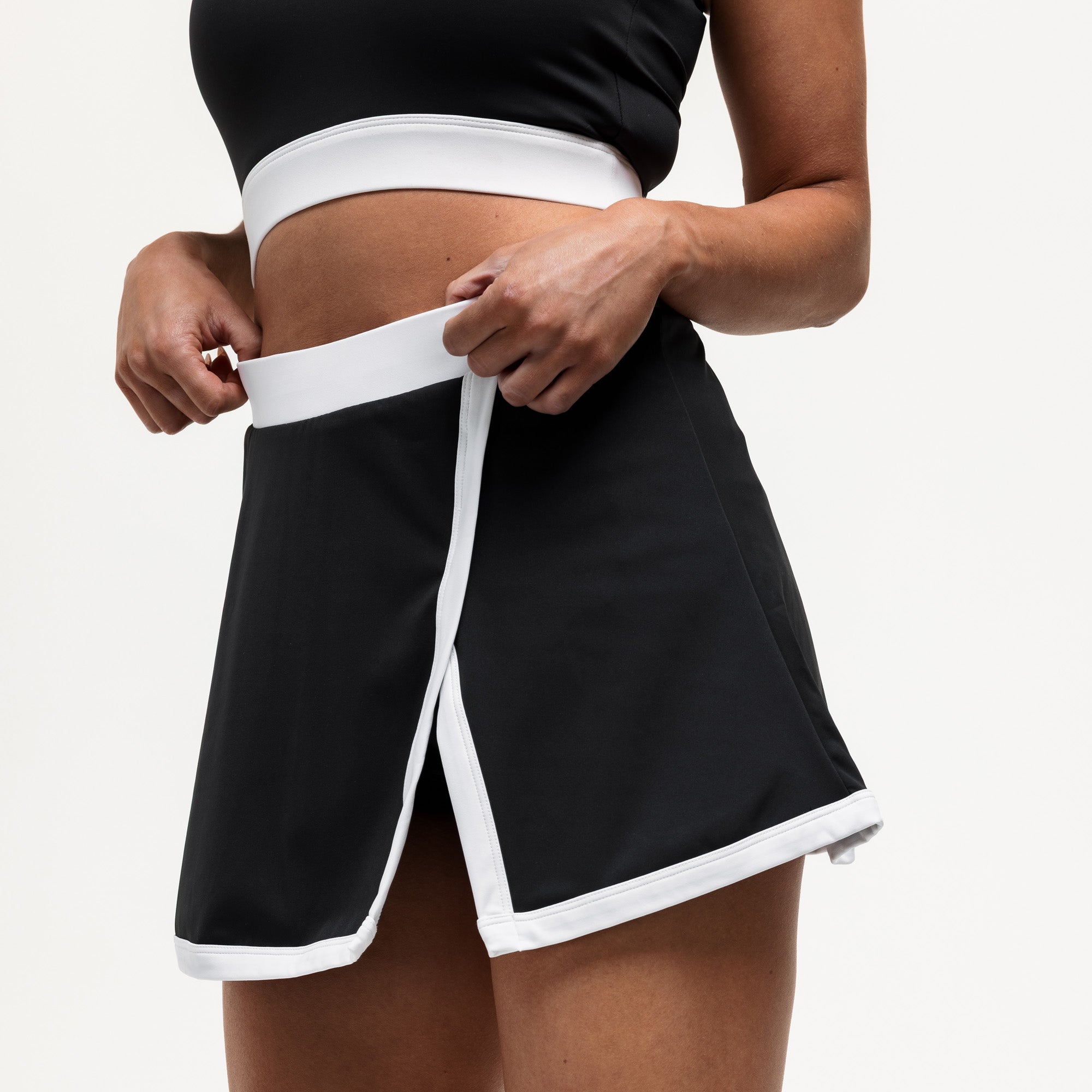 Centre Court 2-in-1 Skirt - Black/White (PRE ORDER)
